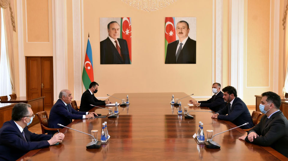 Կախա Կալաձեն հանդիպել է Ադրբեջանի վարչապետի հետ