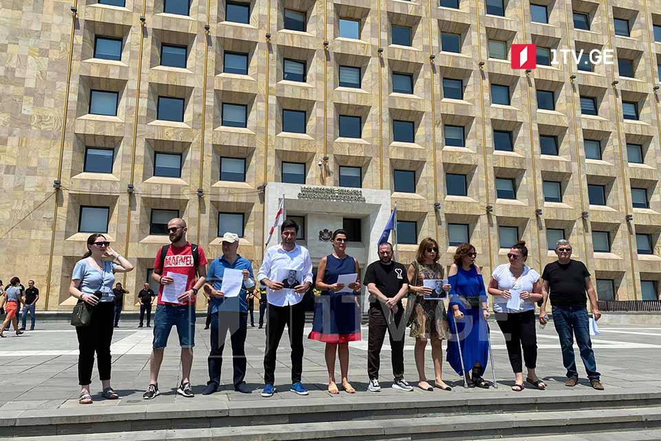 Georgian journalists rally to approach European Council President over July 5-6 events
