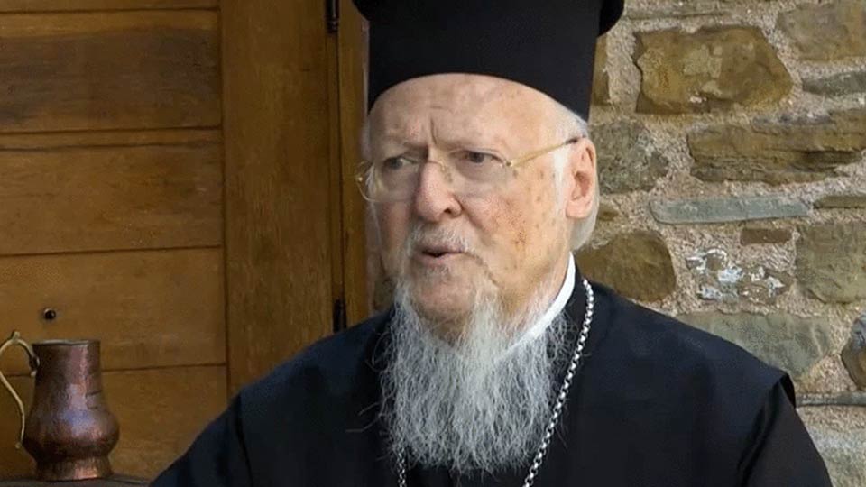 Dünya patriarxı vətəndaşları koronavirusa qarşı vaksinlə peyvənd olunmağa çağırır