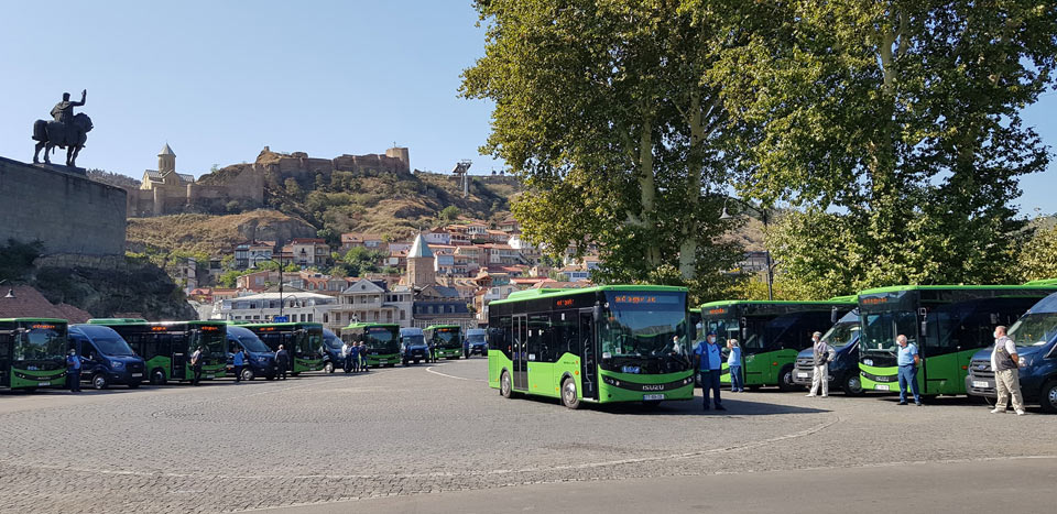 New Isuzu buses, Ford minivans to serve passengers in Tbilisi