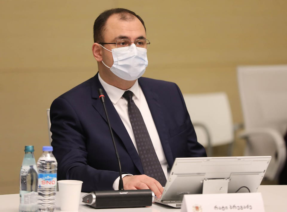 Рати Брегадзе - Рекомендуем провести судебный процесс над Саакашвили в учреждении №12