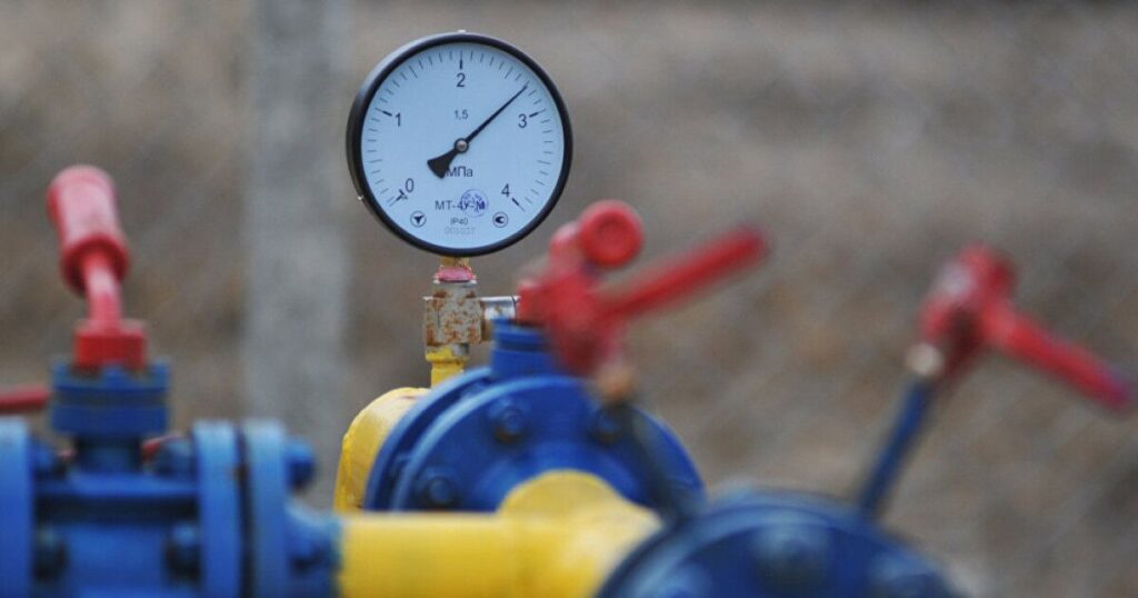 Reuters - Германия и Италия разрешили местным компаниям открывать счета в рублях для оплаты российского газа