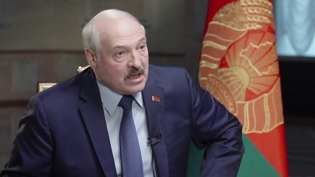 Александр Лукашенко - Я сказал ЕС, что не буду задерживать мигрантов на границе, они едут не в Беларусь, а в их страны