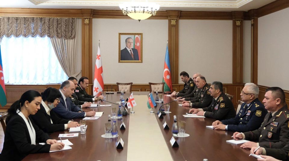 Georgian and Azerbaijani Defense Ministers meet in Baku