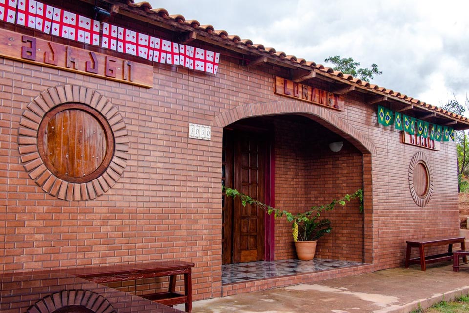 First Georgian wine cellar opened in Brazil