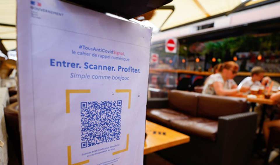 Сенат Франции поддержал изменения, которые ужесточат меры в отношении Covid-паспортов