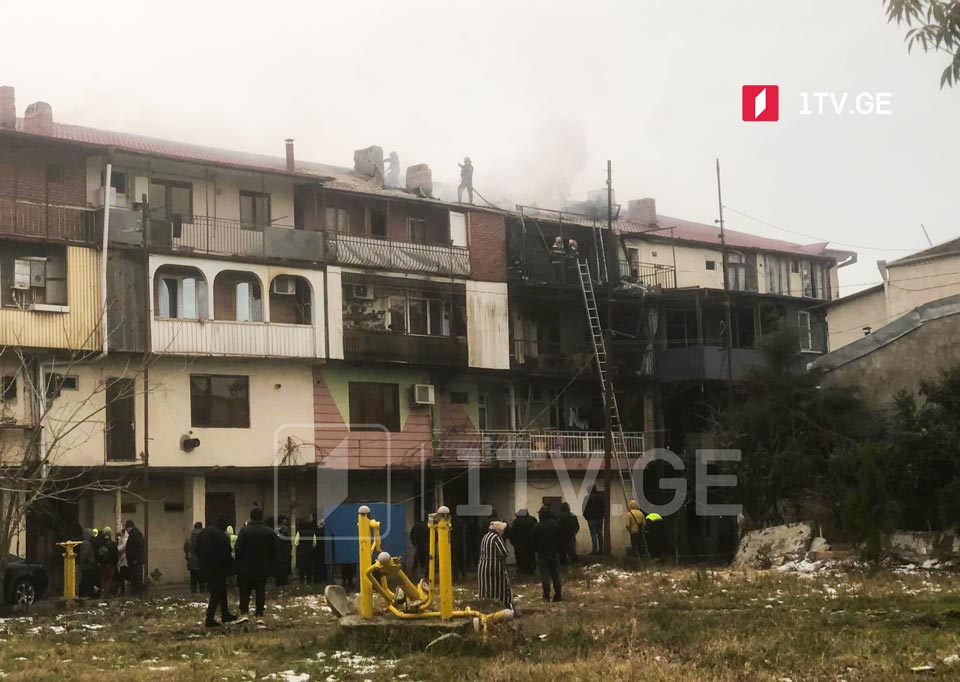 Potidə, Kostava küçəsində yerləşən yaşayış korpusunda yanğın var idi