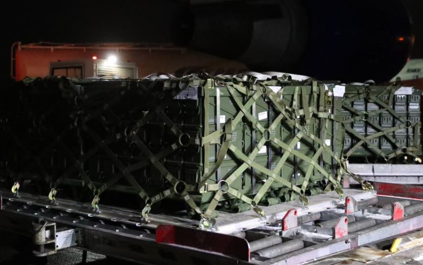 ԱՄՆ ռազմական օգնության առաջին խմբաքանակը ժամանել է Ուկրաինա