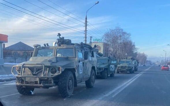 Ukrayna mediası - Rusiya işğalçı qüvvələrinin bir neçə bölməsi Xarkov şəhərinə daxil oldu, küçələrdə döyüşlər gedir