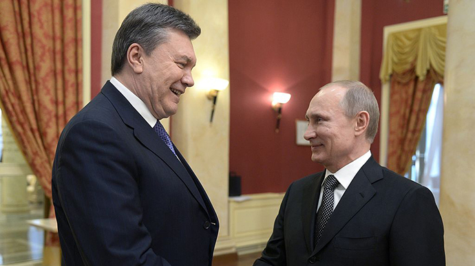 По информации украинской разведки, Виктор Янукович находится в Минске и Кремль готовит его к спецоперации