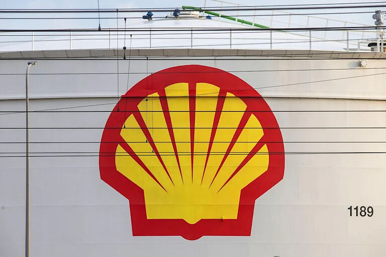 Bloomberg - Shell закупила партию сырой нефти из России с рекордной скидкой