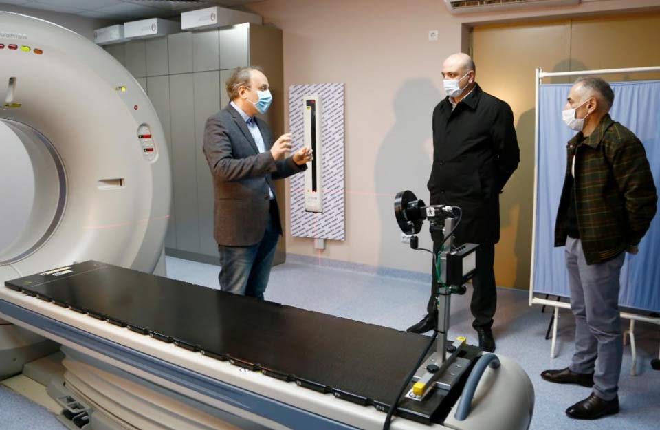 Զուրաբ Ազարաշվիլին Վիրաբուժության ազգային կենտրոնում ծանոթացել է քաղցկեղով հիվանդների համար պետության կողմից ​​ֆինանսավորվող ծառայությունների հետ