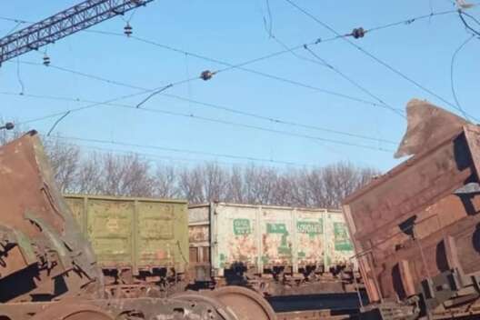 Լրատվամիջոցները հայտնում են, որ ռուսական ուժերը հրթիռակոծել են Դնեպրոպետրովսկի մարզի Պավլոգրադ քաղաքը
