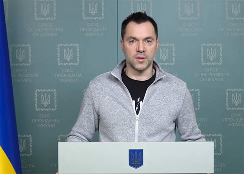 Aleksey Arestoviçin məlumatına görə, Rusiya qüvvələri "Azovstal" zavodunu yenidən bombalamağa başladılar və hücuma keçməyi planlaşdırırlar