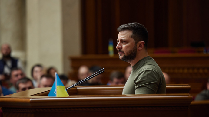 Ukrayna mətbuatının yazdığına görə, Vladimir Zelenski Radada hərbi vəziyyətin uzadılmasını təklif edir