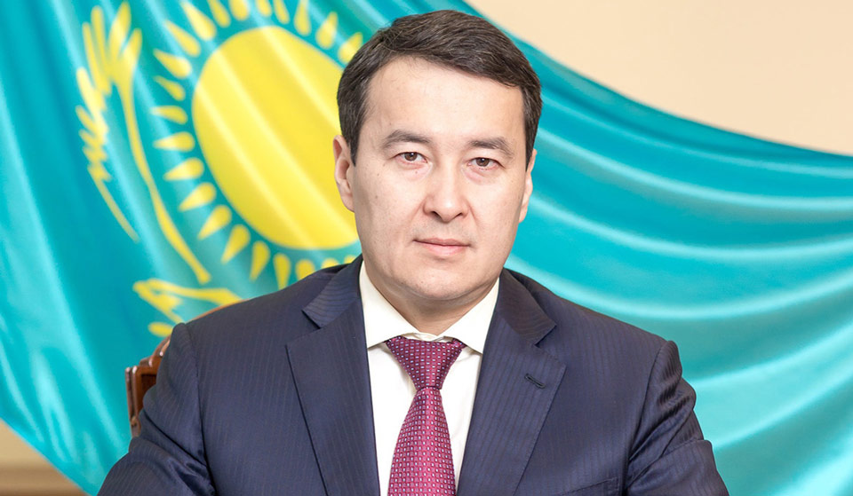 Казахстантәи ареспублика аҧыза-министр Иракли Ҕарибашвили Қырҭтәыла Ахьыҧшымра амш идиныҳәалеит
