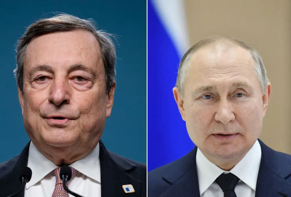 Kremlin məlumatında, Vladimer Putinin Mario Draqiyə Qərbin sanksiyaları qaldıracağı təqdirdə Rusiyanın dənli bitkilərin ixracına hazır olduğunu söylədiyi qeyd olunur