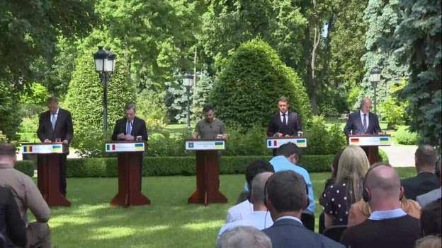 Էմանուել Մակրոնը հայտարարել է, որ Կիև այցելած եվրոպացի չորս առաջնորդները կողմ են Ուկրաինային ԵՄ-ի թեկնածուի կարգավիճակ շնորհելուն