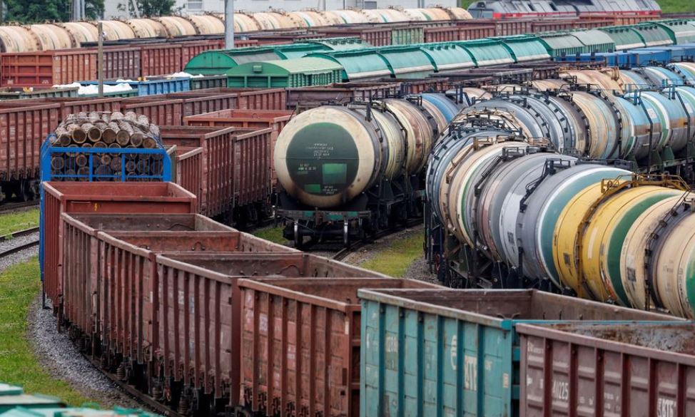 "Reuters" - Avropa Komissiyasında Rusiyanın Kalininqrada dəmir yolu ilə yük göndərə biləcəyini bildirirlər