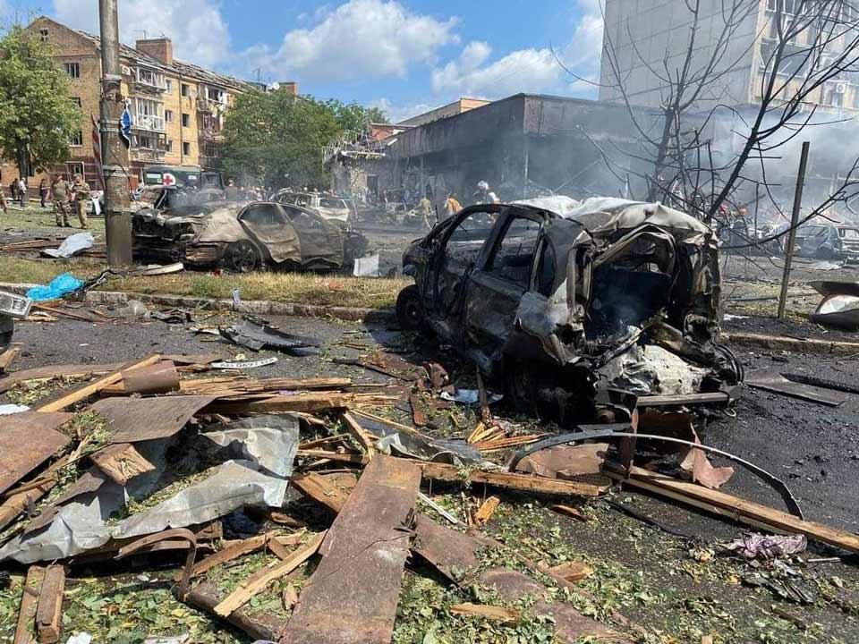 Medianın məlumatına görə, Rusiya işğalçı qüvvələrinin Ukraynanın Vinnitsa şəhərini bombalaması nəticəsində 12 nəfər həlak oldu