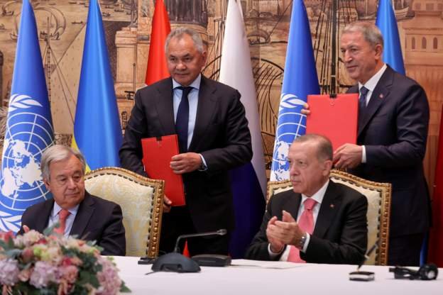 Türkiyə, Ukrayna və Rusiya Ukraynanın dənli bitkilərinin ixracına dair razılaşma imzalayıblar