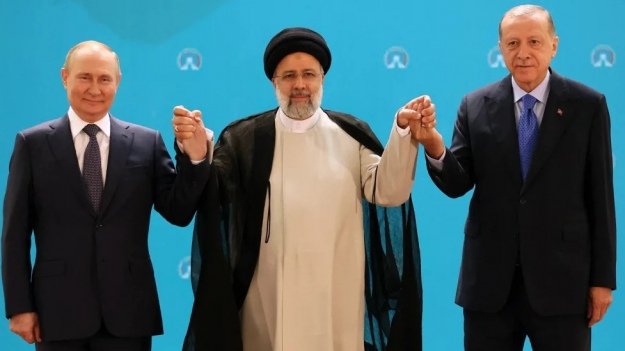 Almaniya Xarici İşlər naziri Türkiyə prezidentinin rus və iranlı həmkarları ilə görüşünü "çağırış" adlandırdı