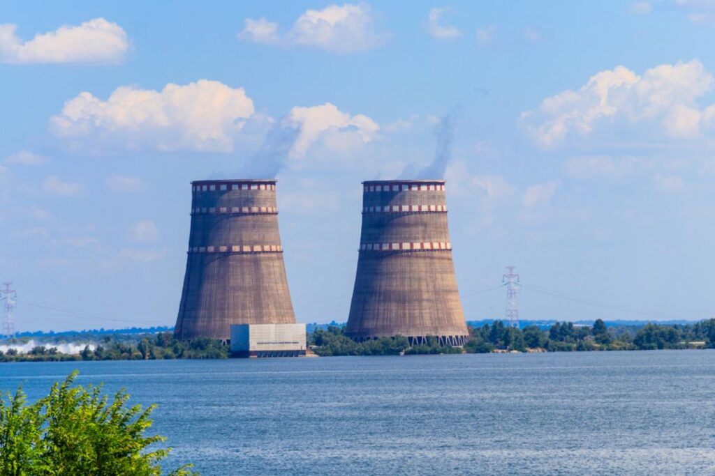 Украина, Запорожиетәи атомтә станциа ахьыҟоу Енергодар ақалақь ааигәара зымҽхак дуу аԥжәара ҟалеит