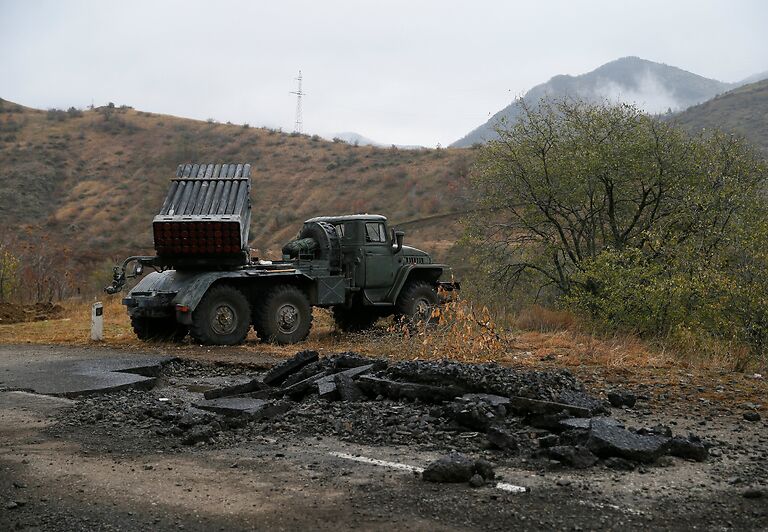 Минобороны Армении и Азербайджана распространяют информацию о текущей ситуации на границе