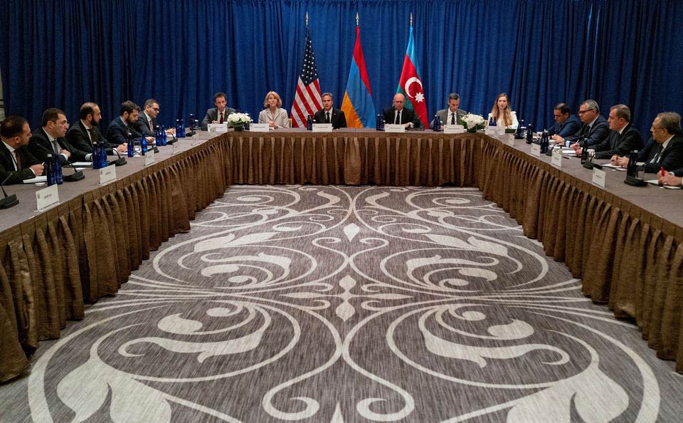 Entoni Blinken Nyu-Yorkda Ermənistan və Azərbaycanın xarici işlər nazirləri ilə görüşüb