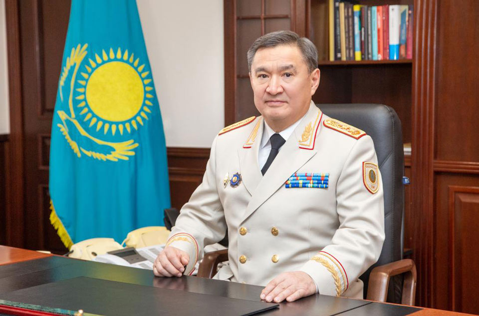 Министр внутренних дел Казахстана - Казахстан не будет выдавать России лиц, кто уклоняется от военной мобилизации