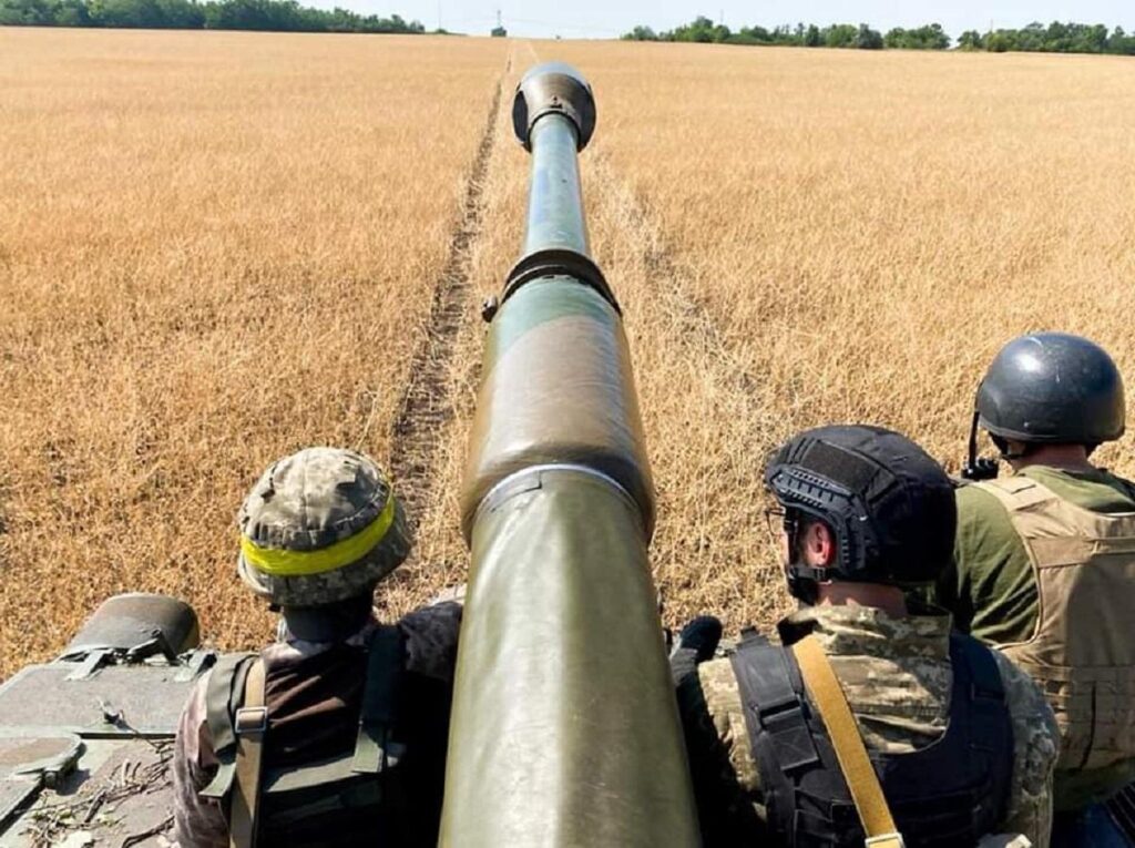 Ukrayna Baş Qərargahının məlumatına görə, son gün ərzində Rusiyanın mülki obyektləri bombalaması nəticəsində 50-dən çox yaşayış məntəqəsinə ziyan dəydi
