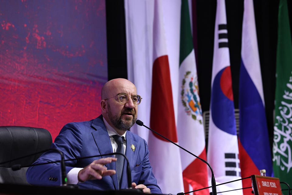 Şarl Mişel -G20 zirvə toplantısı çərçivəsində G20-nin bütün tərəfdaşlarını Rusiyaya daha çox təzyiq göstərməyə inandırmaq üçün görüşlərdən və qeyri-rəsmi təmaslardan istifadə etməyə çalışmalıyıq