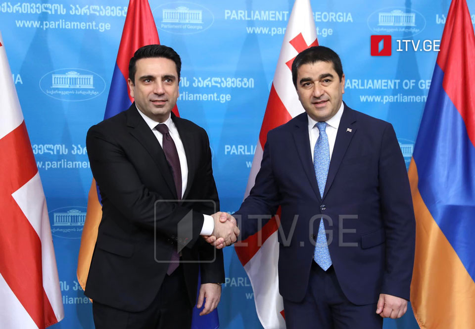 Шалва Папуашвили - Грузия готова и впредь быть посредником между Арменией и Азербайджаном
