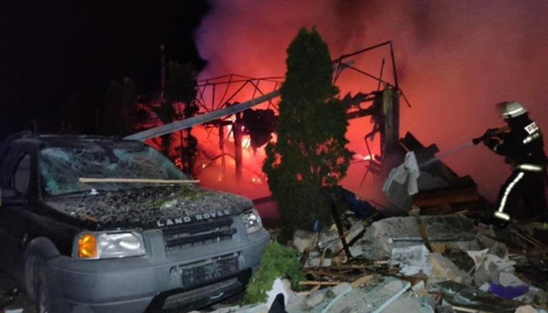 Ukrayna mətbuatı Rusiya işğalçı qüvvələrinin Xarkov bölgəsində yaşayış məntəqələrinə zərbələr endirməsi barədə məlumat yayır