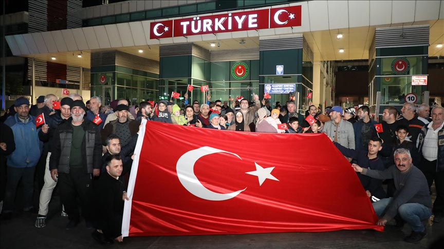 88 Ahiska Turks in Ukraine’s Kherson transferred to Türkiye via Russia, Georgia