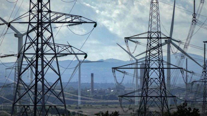 Aleksey Kuleba yaxın saatlarda Kiyev vilayətinin kritik infrastrukturunun elektrik təchizatını bərpa edəcəklərini açıqlayıb
