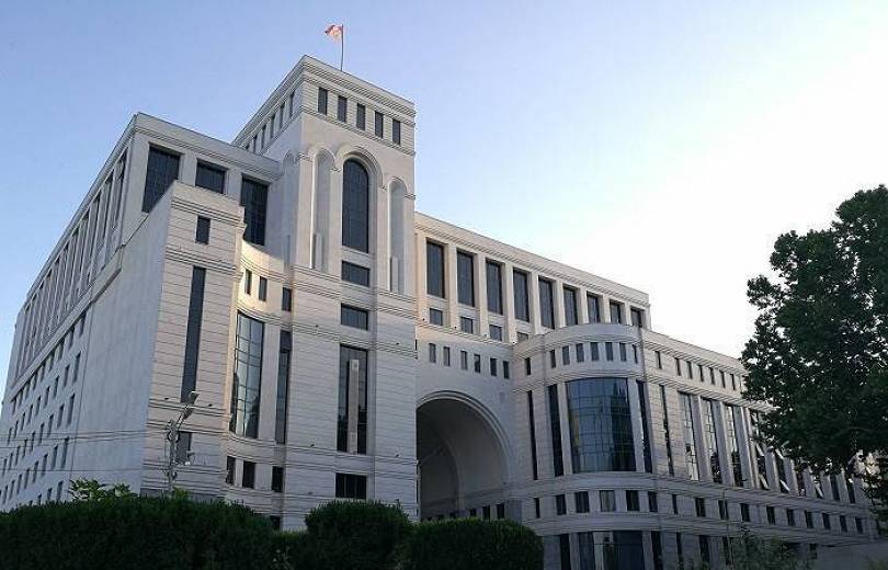 Ermənistan Xarici İşlər Nazirliyində Ermənistanın Praqada əldə olunmuş razılığa və formata uyğun olaraq dekabrın 7-nə planlaşdırılan görüşə hazır olduğunu bildirirlər