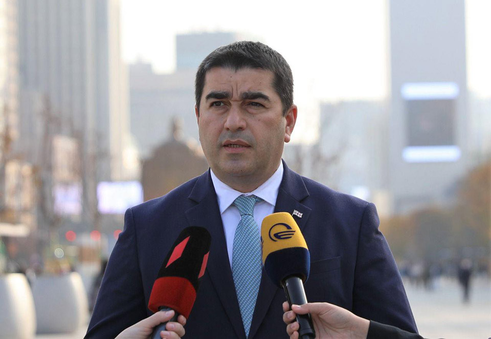 Шалва Папуашвили заявил, что Венецианская комиссия продолжает работу над украинским законом о деолигархизации