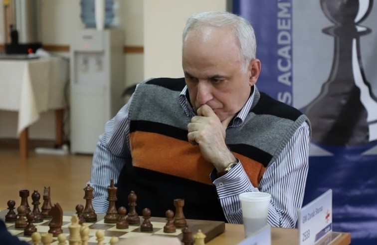Zurab Sturua claims World Senior Chess Champion's title