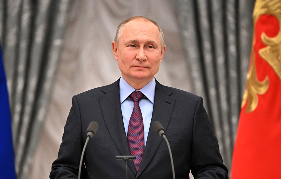 Vladimir Putin - nüvə silahının nə olduğunu dərk edirik, biz onları ülgüc kimi bütün dünyada yelləmək fikrində deyilik