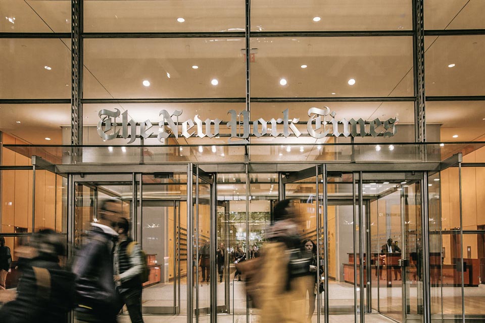 Журналисты «Нью-Йорк Таймс» объявили забастовку, требуя повышения зарплаты