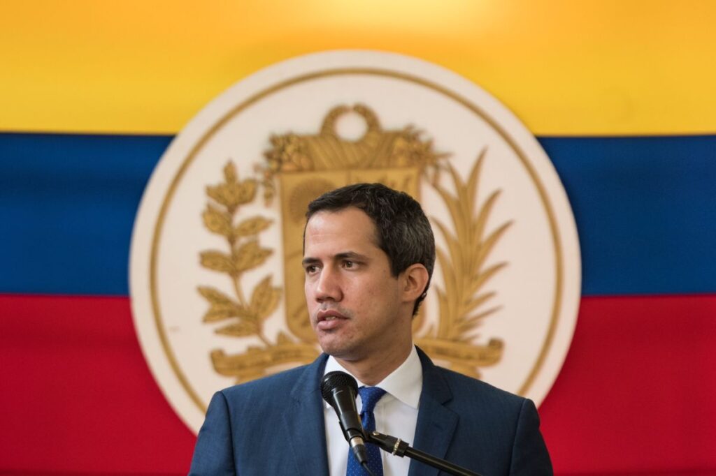 Müxalifət Xuan Quaidonun Venesuelanın müvəqqəti prezidenti vəzifəsindən azad edilməsini dəstəkləyib