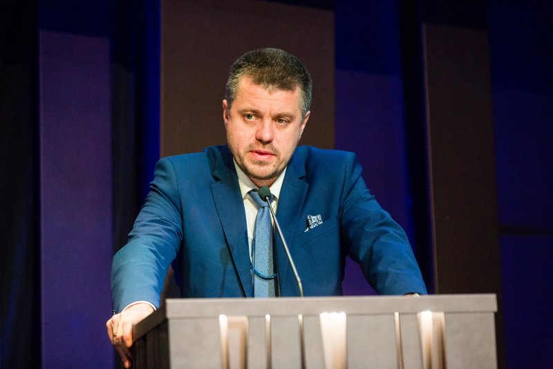 Estonian FM calls for Saakashvili's treatment overseas