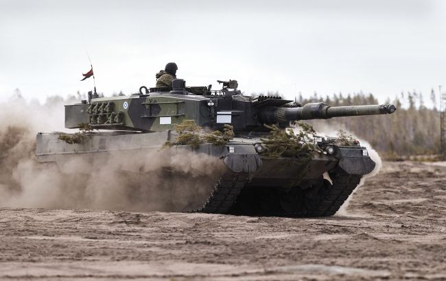 Польша официально запросила у Германии разрешение на передачу танков Leopard 2 Украине