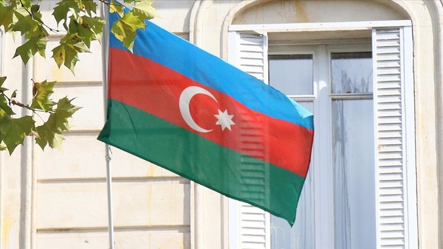 В Иране на посольство Азербайджана произошло нападение, погиб один человек