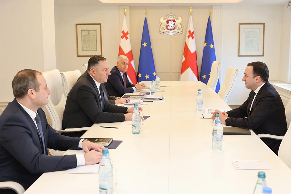 PM meets with Minister and Deputy Ministers of Internal Affairs