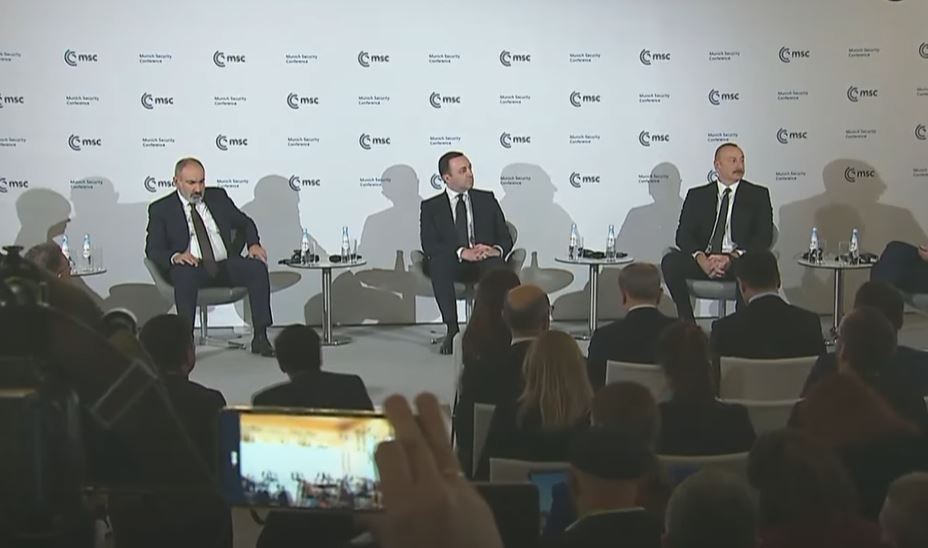 В Мюнхене в рамках конференции по безопасности проходит панельная дискуссия с участием Ираклия Гарибашвили, Никола Пашиняна и Ильхама Алиева