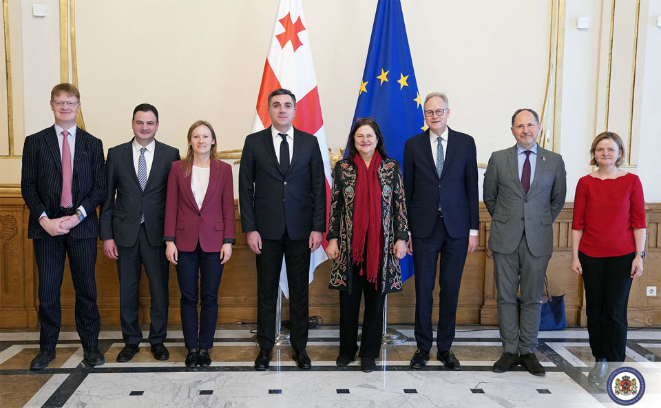 Georgian FM meets EEAS, EC representatives