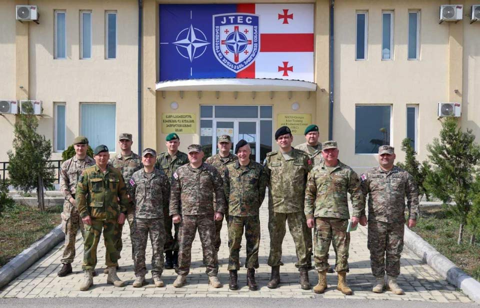 Командующий Учебным центром объединенных сил НАТО генерал-майор Норберт Вагнер находился с рабочим визитом в Грузии