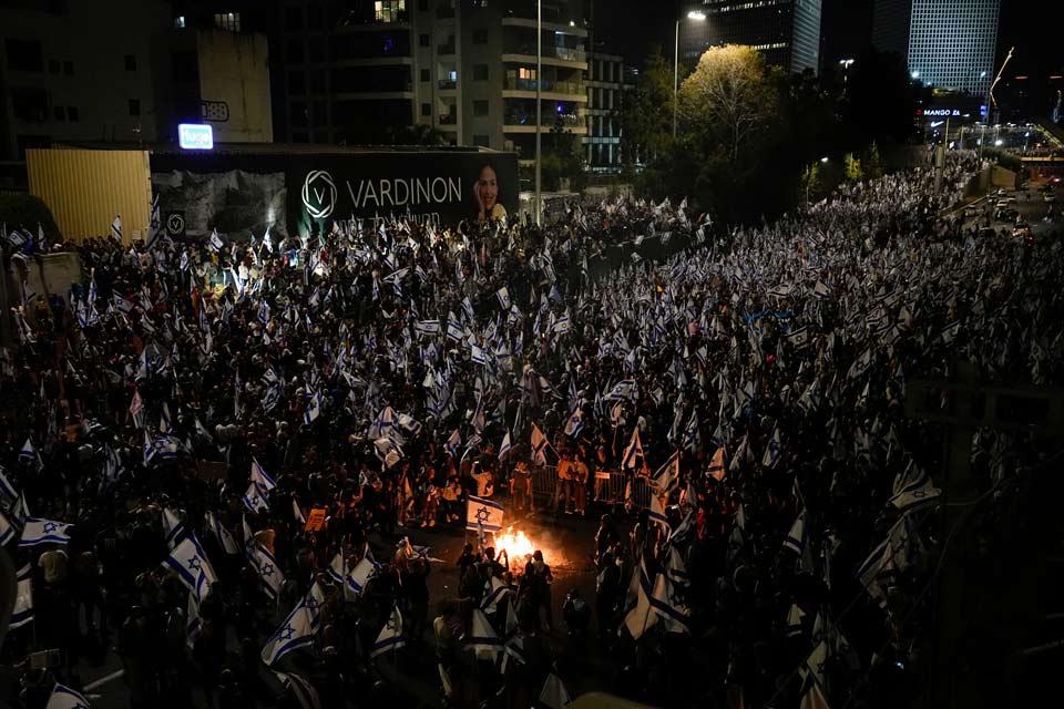 Полиция применила слезоточивый газ для разгона демонстрантов в Иерусалиме